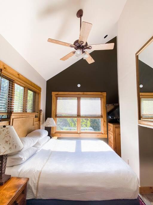 2 Bedroom Condominium - Luxury Skiin And Out テルユライド エクステリア 写真