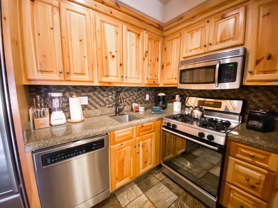 2 Bedroom Condominium - Luxury Skiin And Out テルユライド エクステリア 写真