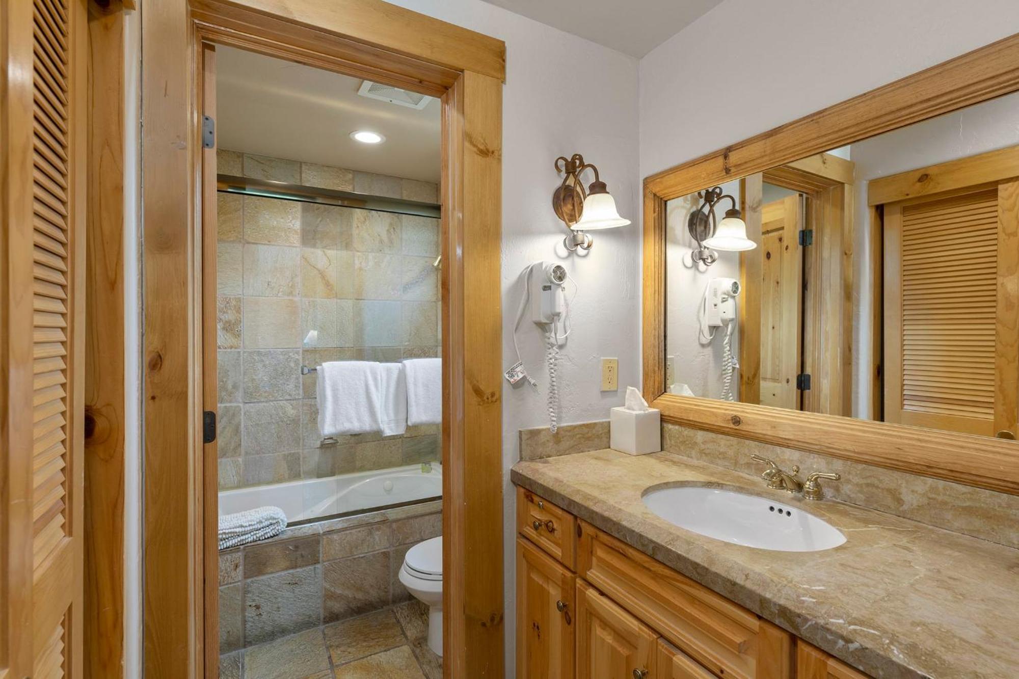 2 Bedroom Condominium - Luxury Skiin And Out テルユライド エクステリア 写真